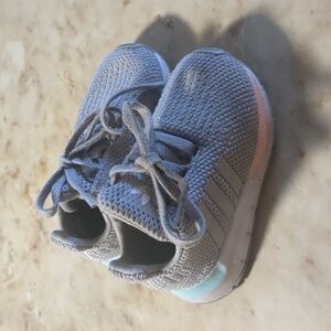 Adidas Swift Run 22 Size 5k